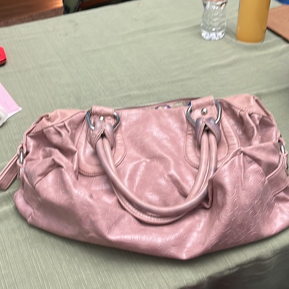 Used Pale rose GUESS purse with rhinestone G, four pockets inside, embossed, - Picture 13 of 14